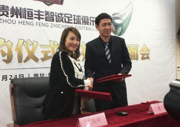 叶辰微微一笑：老陈，不要什么人都往养狗场送，说到底洪五那个养狗场，主要用途还是用来养狗的，咱们要是抓住人就往里送，搞的最后人比狗还多，你说它以后到底是叫养狗场还是要养人场？陈泽楷双手作揖，毕恭毕敬道：少爷说的对。
